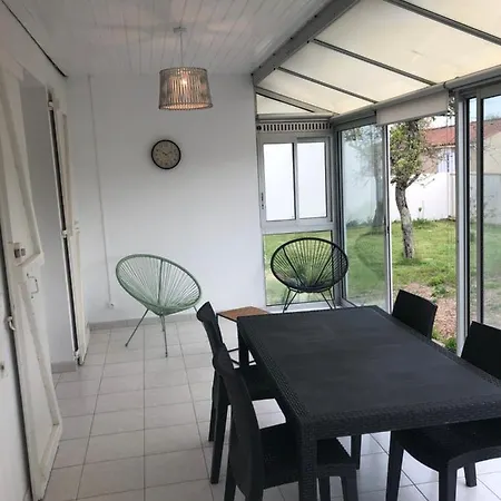 Maison Port De La Guittiere Дом отдыха Talmont-Saint-Hilaire